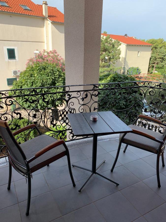 Appartamento La Perla Vodice Esterno foto