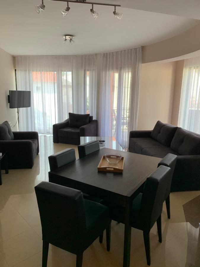 Appartamento La Perla Vodice Esterno foto
